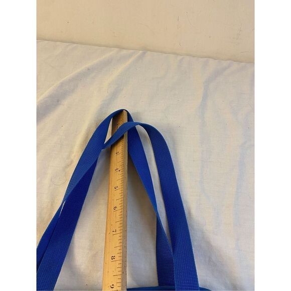 Olivet blue flowers zipper lunch tote 8x15" - Picture 2 of 6